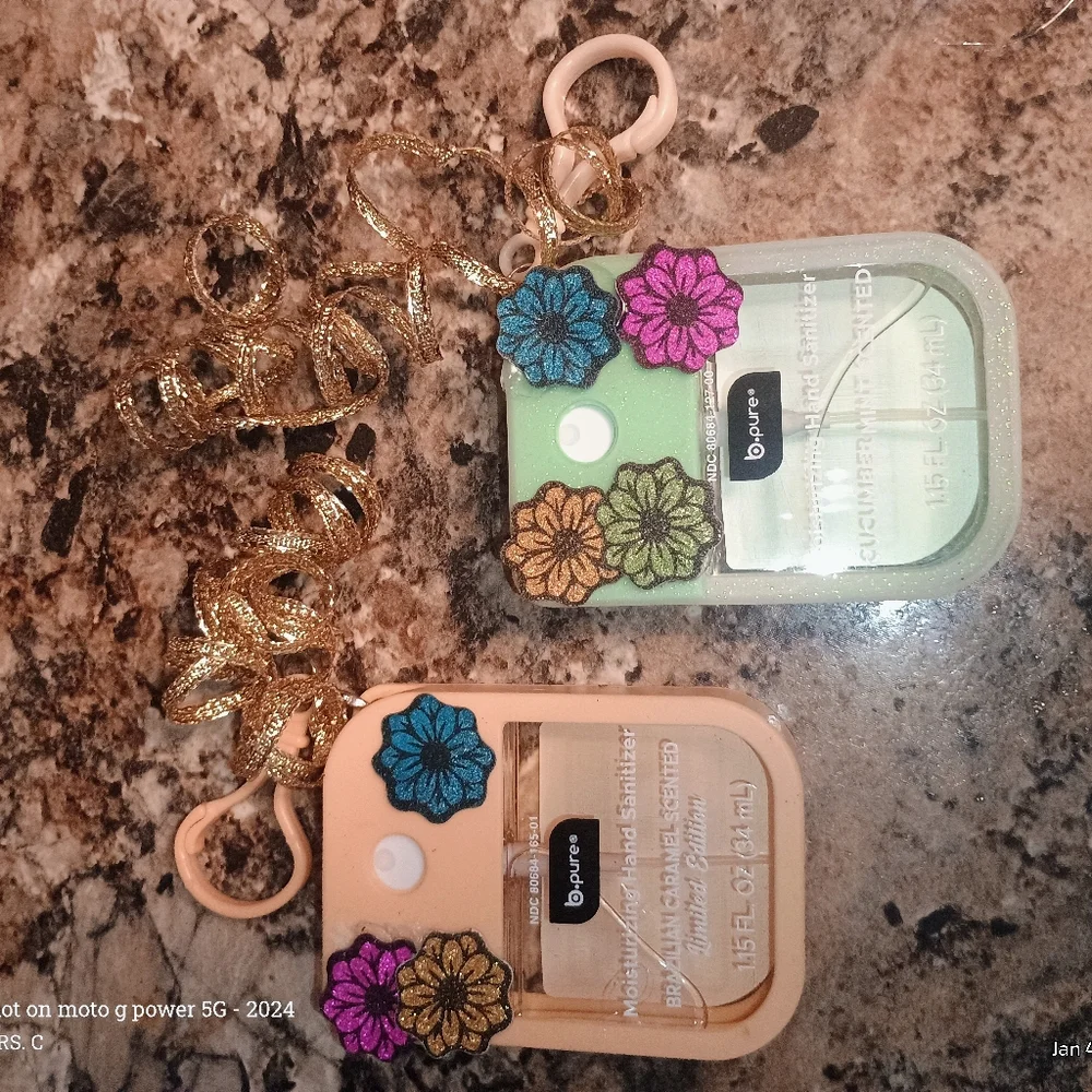 Floral Hand Sanitizer Set with Gold Spiral Keychains Custom-made Set - Picture 2 of 5
